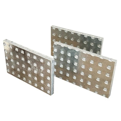 Quali sono le proprietà dei materiali delle piastre in acciaio composito in f...